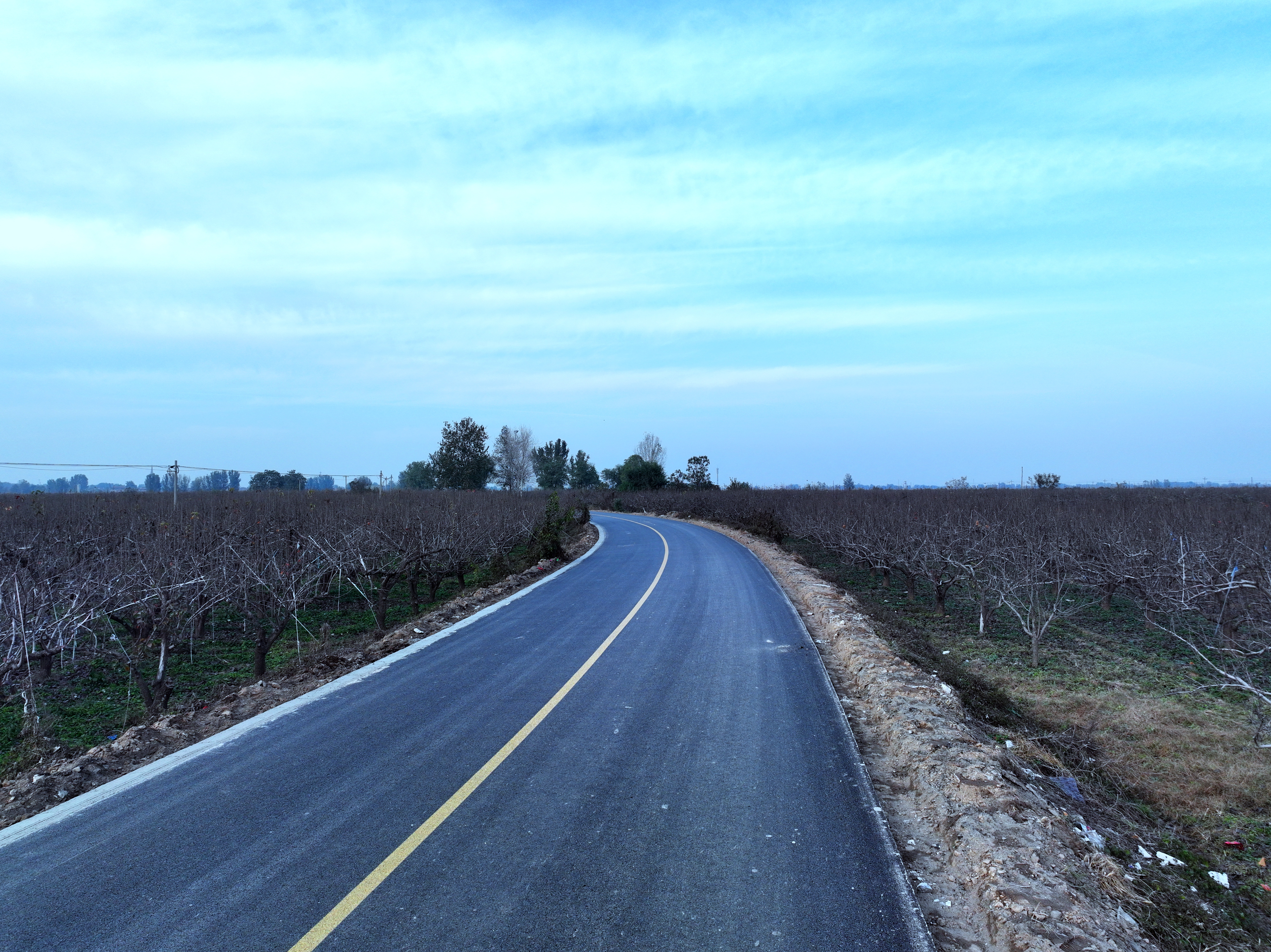 晋州市提前完成今年农村公路建设任务