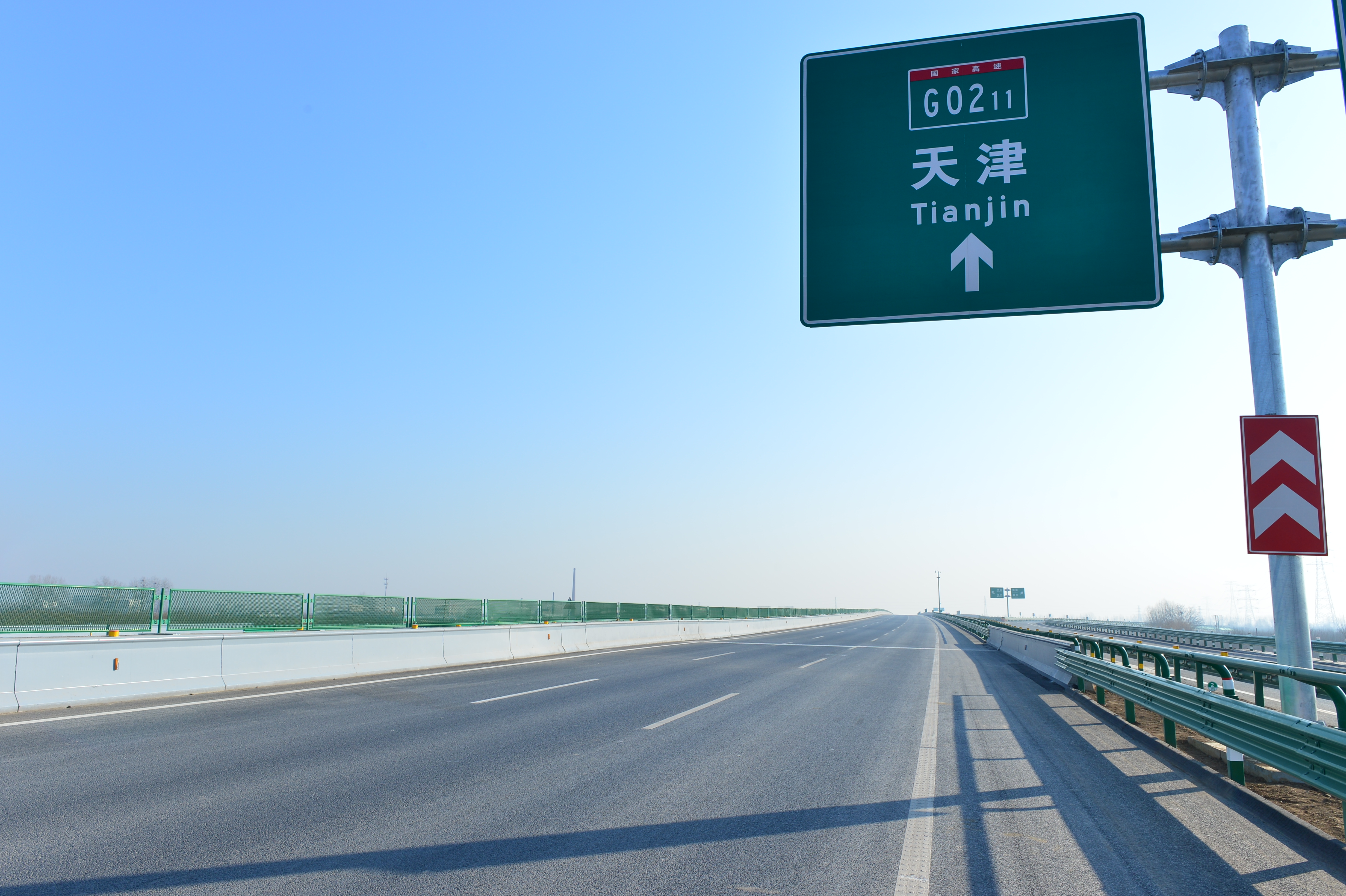 津石高速公路全线开通运营